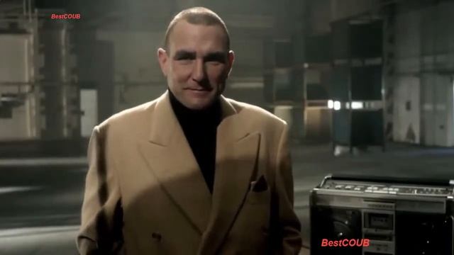 Приколы в COUB#12. Vinnie Jones смотреть онлайн