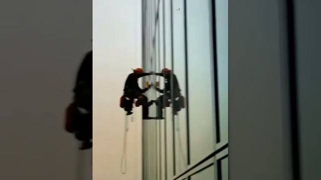 Rope Acces Windows Cleaning to 170m. смотреть онлайн
