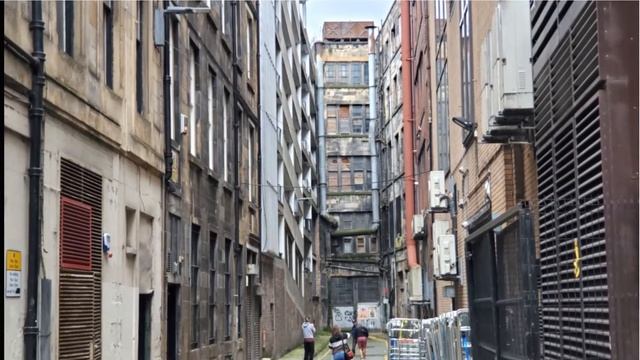 A Glasgow Walkaround смотреть онлайн