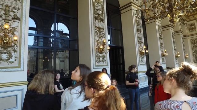 Visite à l'Opéra de Lyon смотреть онлайн