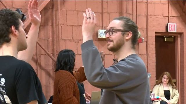 Try This: Does Dan Cummins have what it takes to sing opera? смотреть онлайн