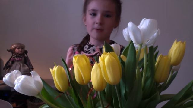 Poem Tulips from Garden Opera смотреть онлайн