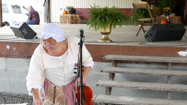 Jeanne Zaladonis - Music on the Frontier at 2016 Founders Day смотреть онлайн