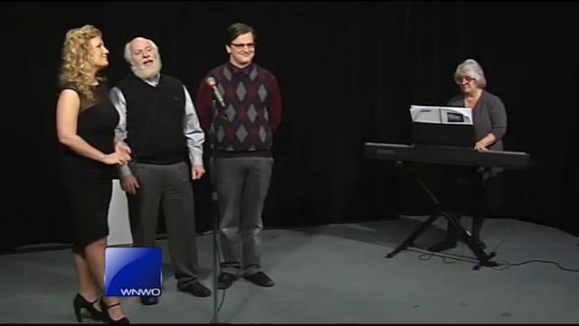Croswell Opera House performs Miracle on 34th Street on live TV смотреть онлайн