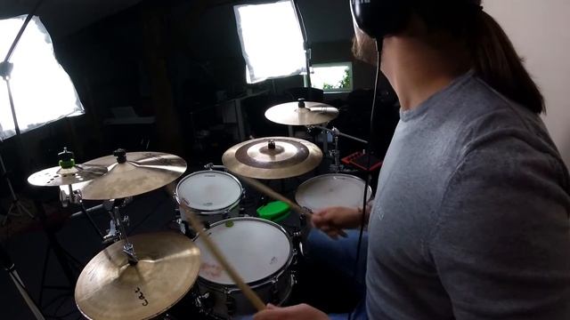 Drumming No.2 - Sonor AQ2 Safari смотреть онлайн