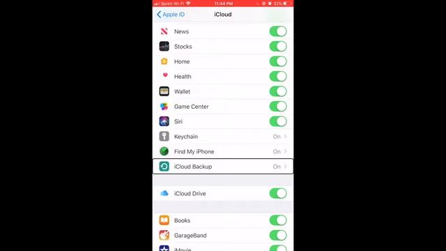 Backing up your personal data, media, and app data on your iPhone and iPad смотреть онлайн