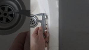 Убираем перелив в раковине на кухне и избавляемся от лишних запахов