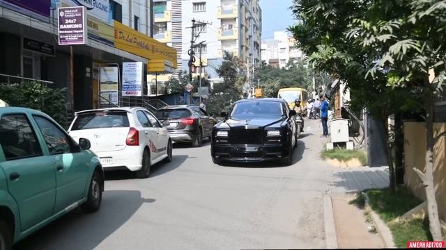 New Rolls Royce Phantom black car in public reactions смотреть онлайн