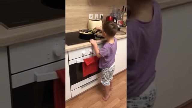 Андрей ест яичницу смотреть онлайн