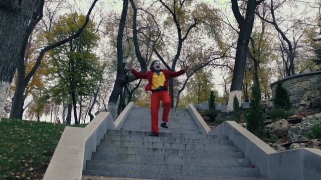 Джокер тоже любит грузинскую кухню! смотреть онлайн