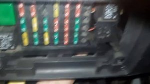 Daewoo Nexia - Установка блока предохранителей