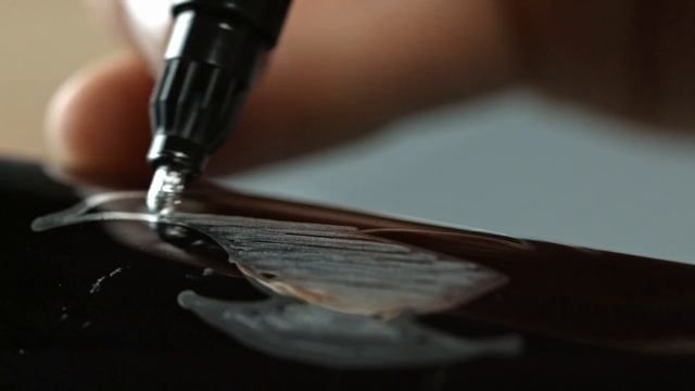 ScrawlrDemo: Molotow Liquid Chrome Marker смотреть онлайн