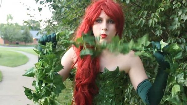 POISON IVY COSPLAY TUTORIAL