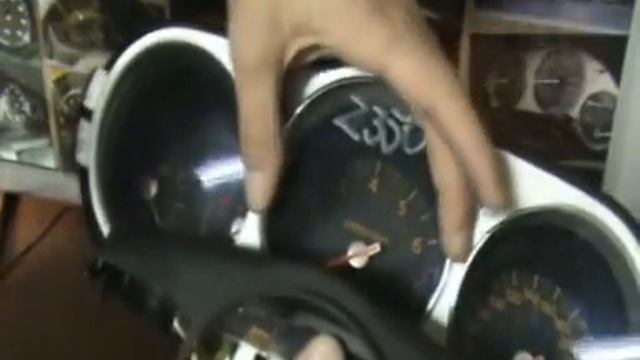 Nissan 350Z - DIY: fitting chrome rings смотреть онлайн