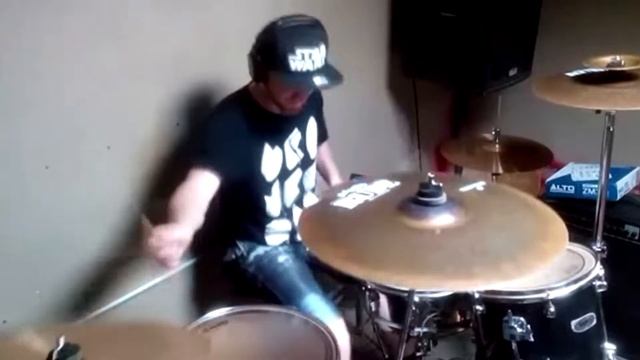 Bro Safari - the drop drum смотреть онлайн