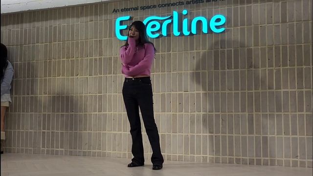 230126.브레이브걸스(Brave Girls) 2023 시즌그리팅 1차 대면 팬사인회 포토타임 직캠. смотреть онлайн
