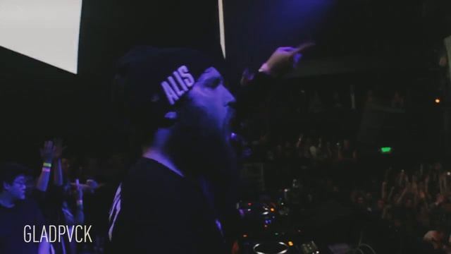 Control March 21st w/ gLAdiator, LOUDPVCK, Branchez & Milo & Otis смотреть онлайн