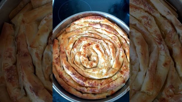 За обяд вита, сладка,баница #easyrecipe #foodblogger #amazingrecipes #goodvibes #tastyfood #happy смотреть онлайн