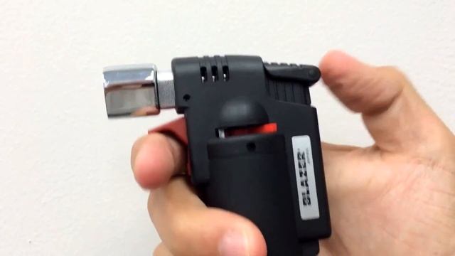 Blazer Products - The Firefox Butane Refillable Mini Torch. 30 Sec ad. смотреть онлайн