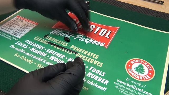 AK Bolt Cleaning/Disassembly/Assembly смотреть онлайн