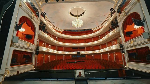 Interior of the Opera House. Nuremberg, Germany 🇩🇪 смотреть онлайн