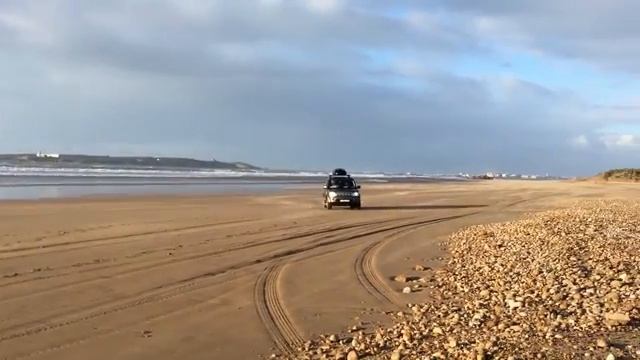 По пляжам Марокко на Дискавери 4 смотреть онлайн