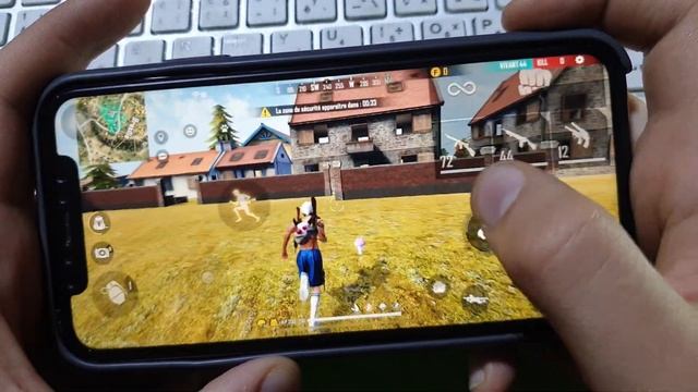 تجربة هاتف iphone xr free fire 2022 😱 смотреть онлайн