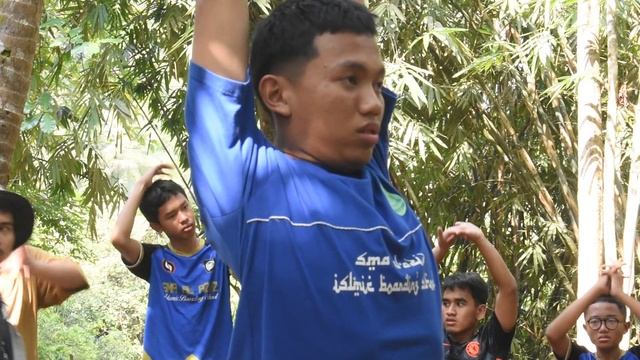 BRAVE & RISK | Rafting | Santri Leadership Didikan Sungai | Fieldtrip | #pangandaran смотреть онлайн