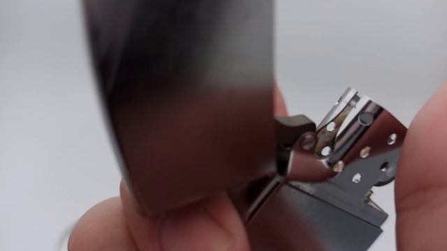 0813151518181 I TEST SUARA CLING ZIPPO VINTAGE LOOK 1937 STREET CHROME смотреть онлайн