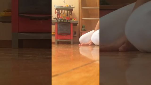 Первая часть кухня