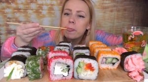 МУКБАНГ СУШИ РОЛЛЫ И ПИВКО///НЕ АСМР/// MUKBANG SUSHI ROLLS/먹방/