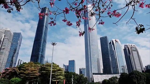 Flowers blooming at Huacheng Square смотреть онлайн