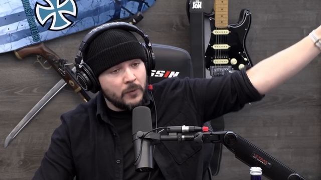 NYC Women Are Being ATTACKED, Random People Are Punching Women In The Face смотреть онлайн