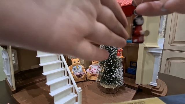 наряжаем ёлку в кукольном домике, кукольный домик , елка , новый год смотреть онлайн