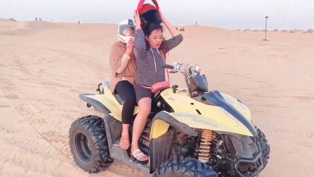 Desert Safari Activities & Tour (Dubai) | Chen Chua смотреть онлайн