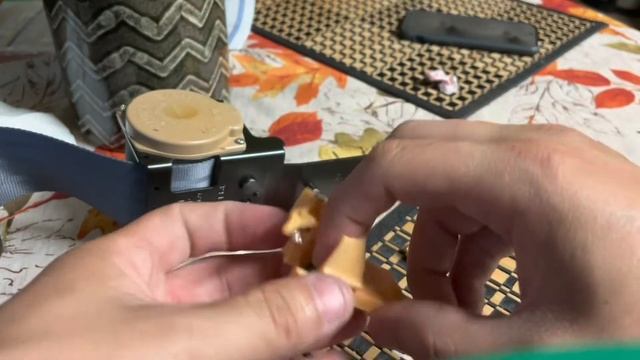 Repairing 1992 Mazda Protégé Rear Seatbelts смотреть онлайн