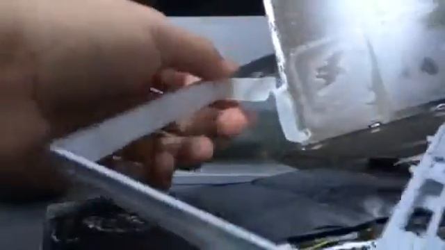 Destroying Mac book pro battery смотреть онлайн