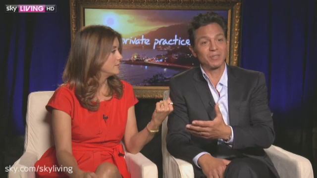 Kate Walsh and Benjamin Bratt on Sky Living смотреть онлайн