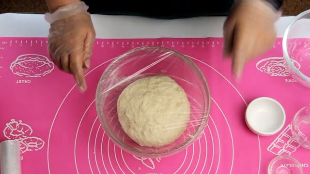 Чесночные пампушки к борщу. Очень вкусные булочки с чесночной заливкой.