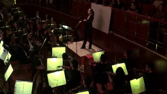 Jiajing LAI conducts La Traviata смотреть онлайн