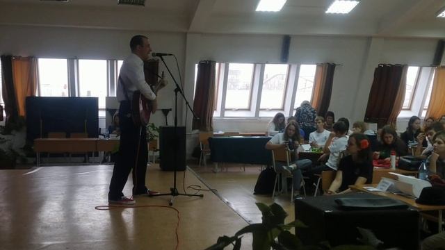 Кино- Закрой за мной дверь(кавер) смотреть онлайн