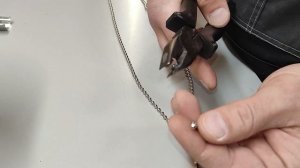 Плоскогубцы для соединения металлической цепи управления