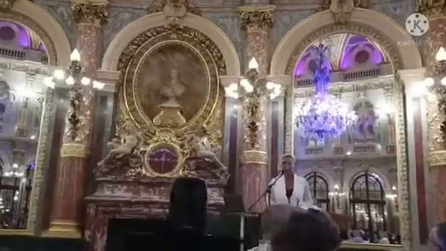 Belle Soirée 🌆 Dans un grand Hôtel 5 Étoiles ✨⭐️ 🌟 Avec les chanteurs 🎵 🎤 🎶 смотреть онлайн