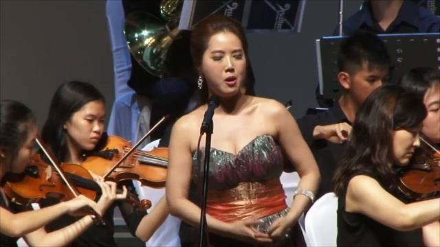Nella Fantasia смотреть онлайн
