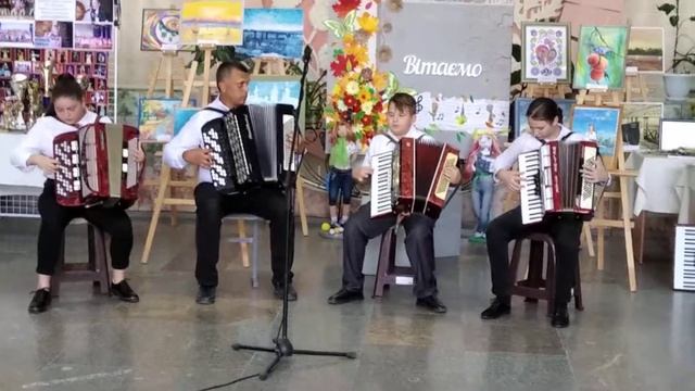 Выступление учеников Борисова С.В. на день открытых дверей в Ингульском доме творчества. 10.09.2021 смотреть онлайн