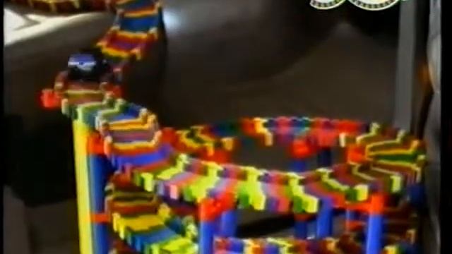 Flexi Trax Reklam (2001) - Leksakerna смотреть онлайн