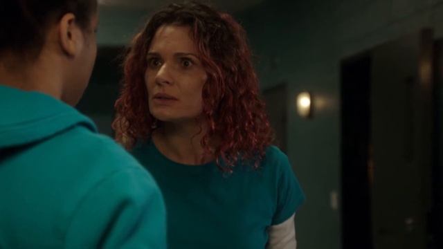 Wentworth S4Ep7 Doreen presses the panic button смотреть онлайн