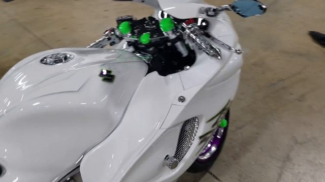 August 16, 2018 All Things Chrome 2015 360 purple people eater!! смотреть онлайн