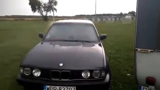 Пацани решили покурить двери за блокировались смотреть онлайн
