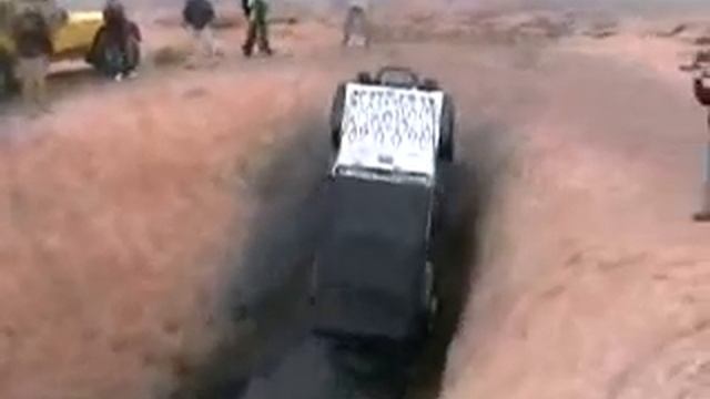 Jeep rollover in Hot tub on Hells Revenge Jeep Safari 2008 смотреть онлайн